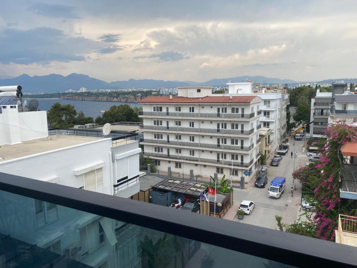 In The Middle Hotel Antalya Luaran gambar