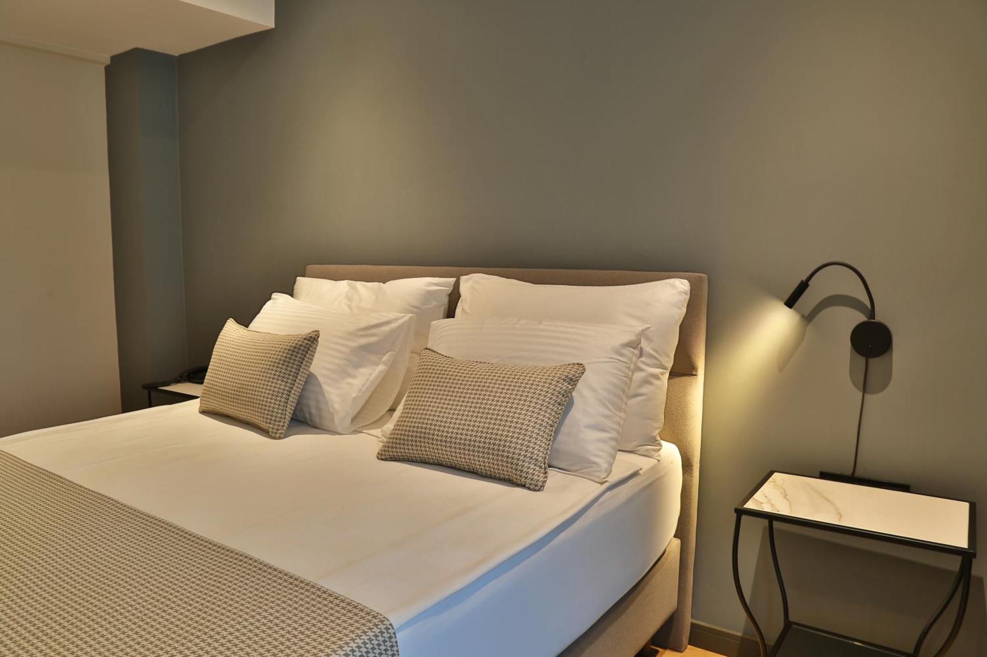 In The Middle Hotel Antalya Luaran gambar