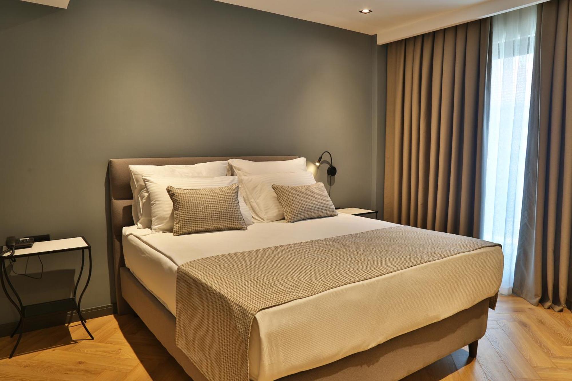 In The Middle Hotel Antalya Luaran gambar