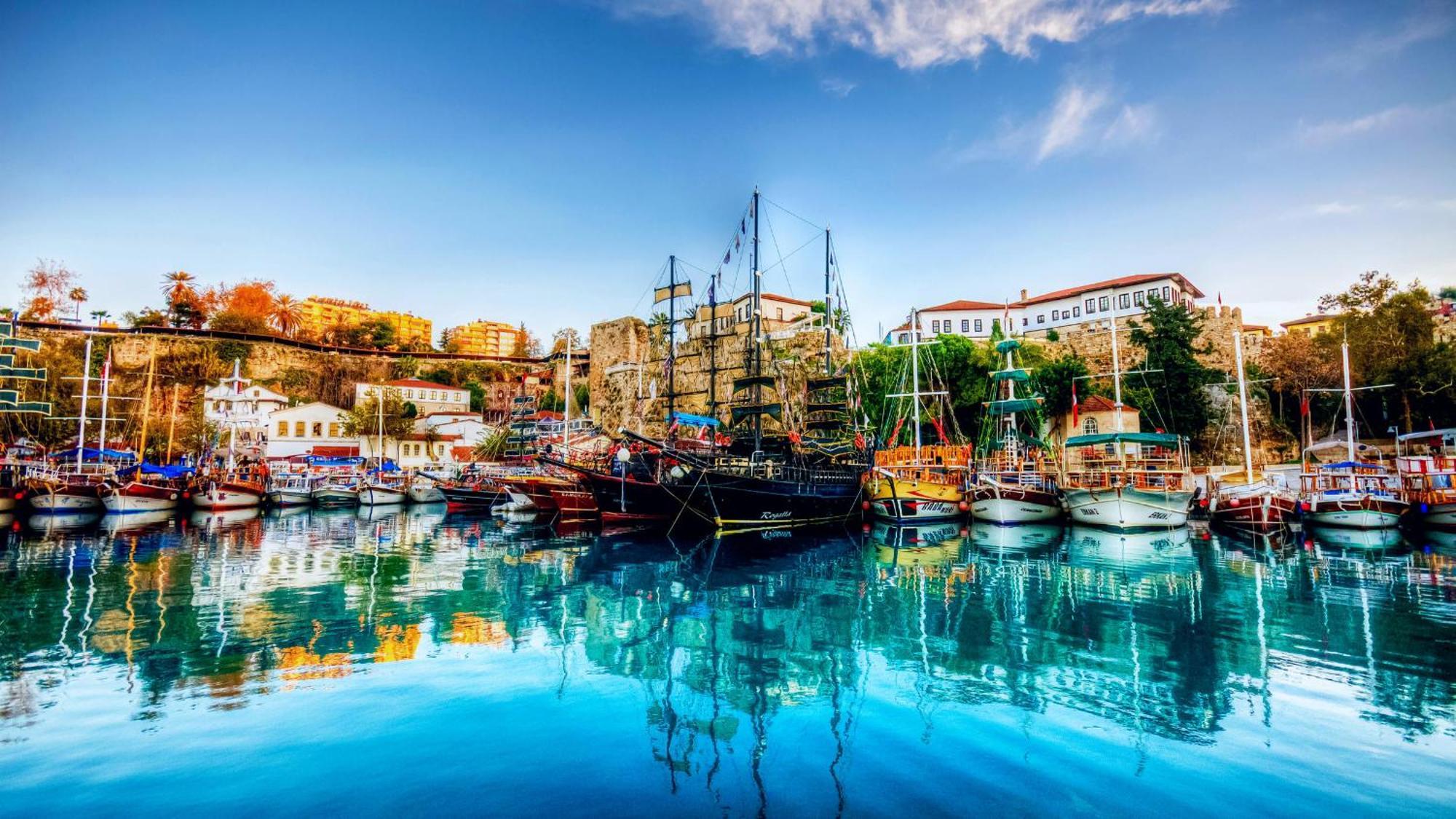 In The Middle Hotel Antalya Luaran gambar