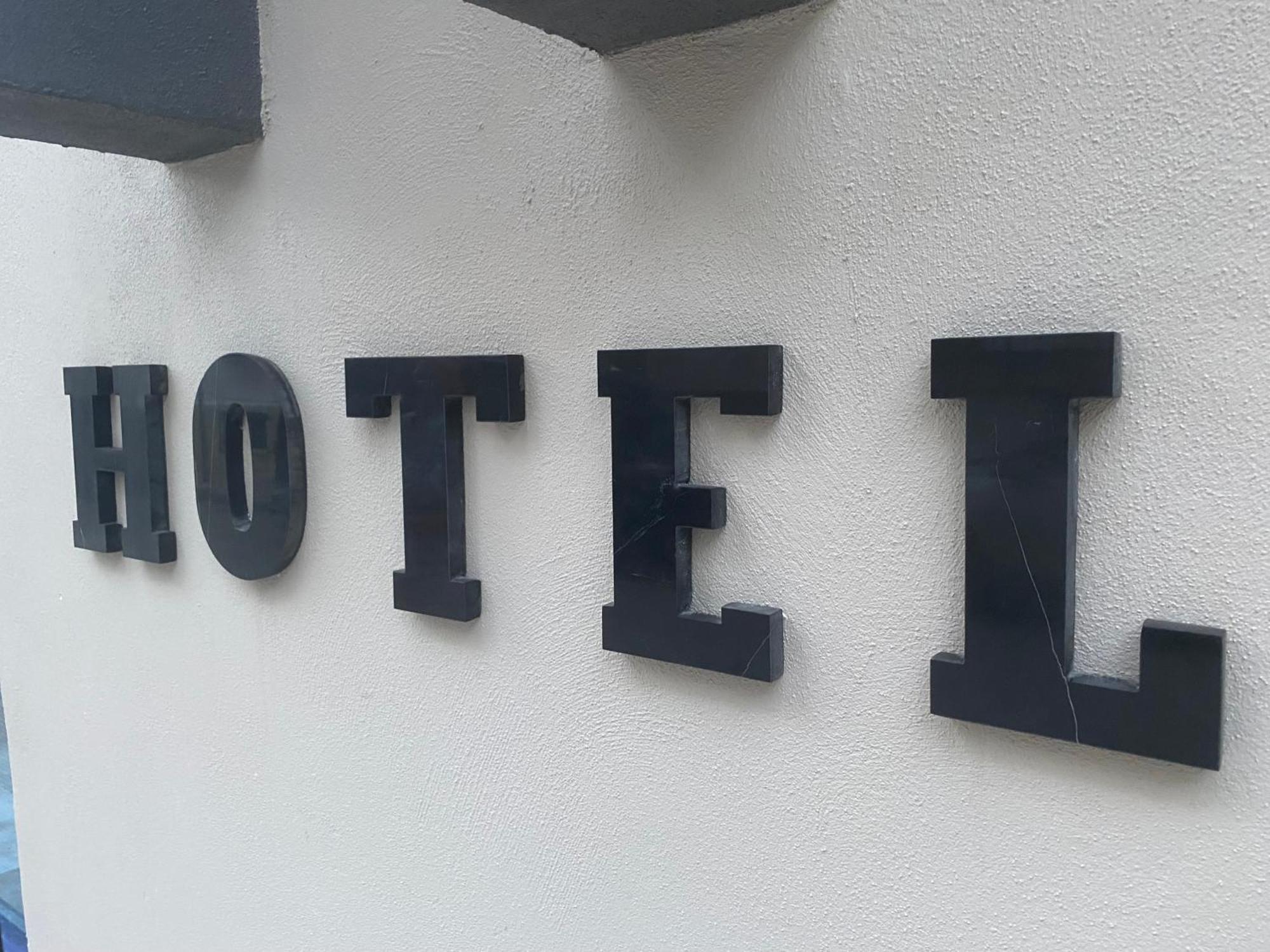 In The Middle Hotel Antalya Luaran gambar