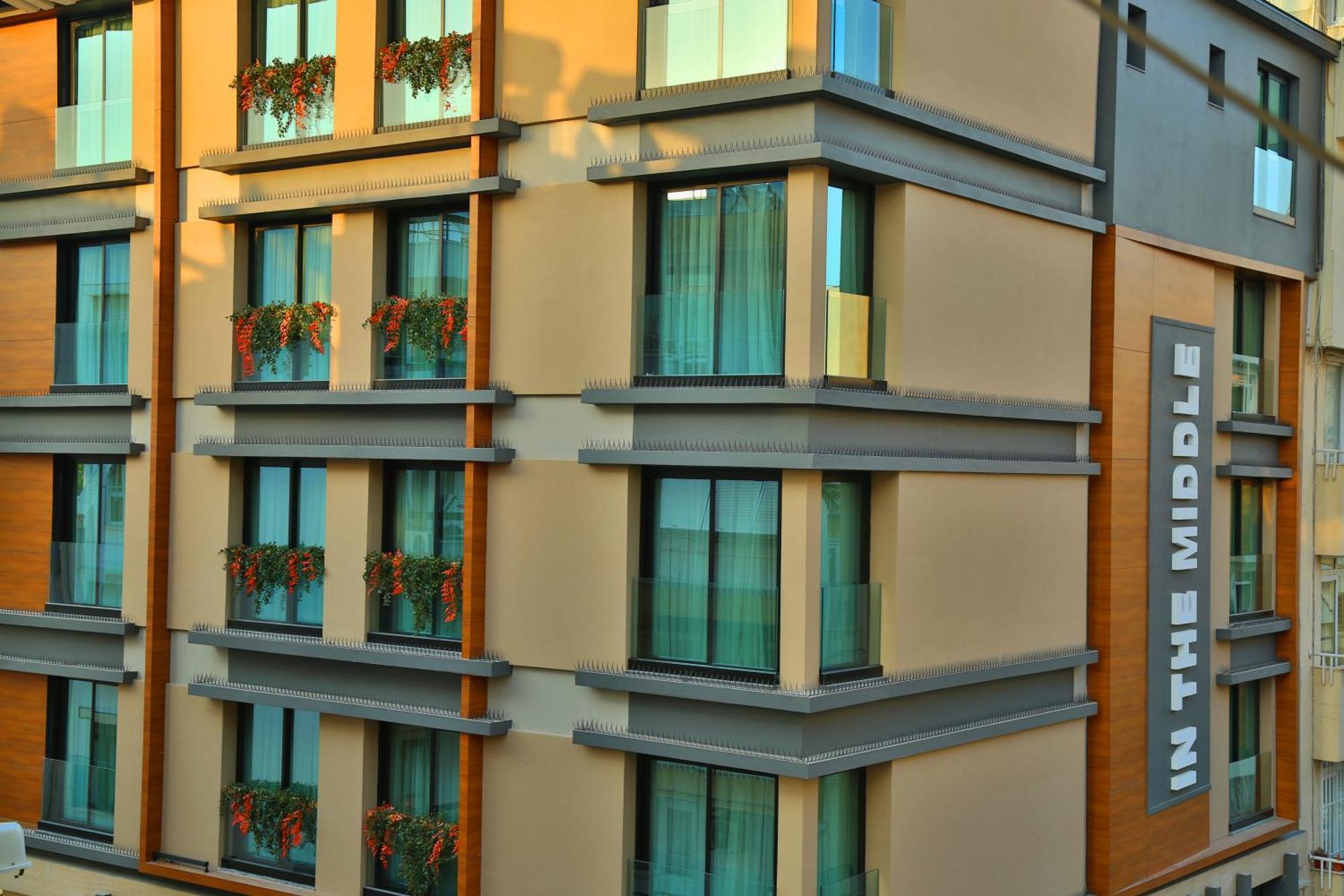 In The Middle Hotel Antalya Luaran gambar