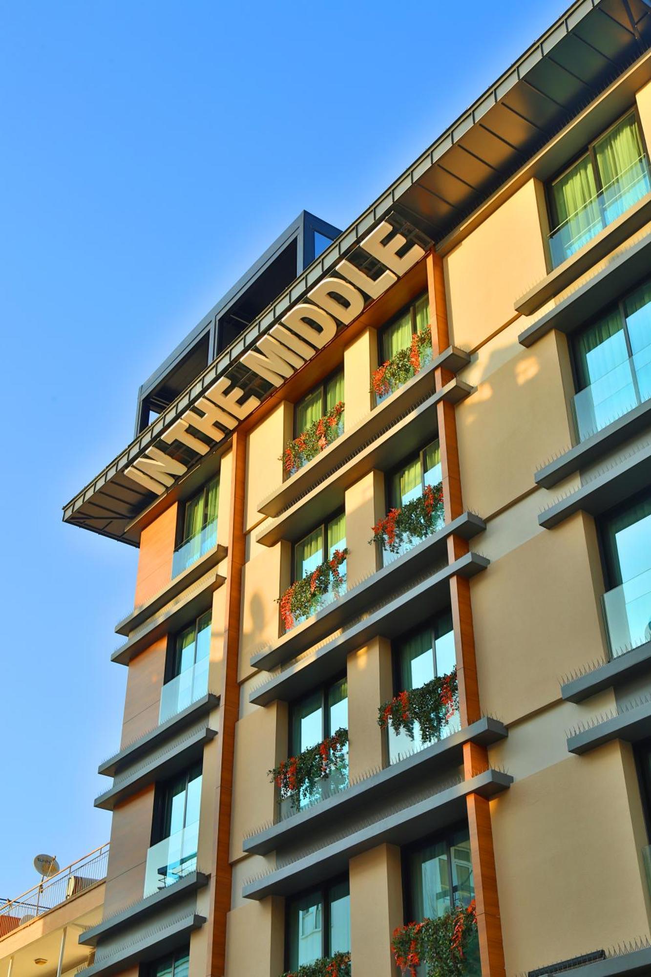 In The Middle Hotel Antalya Luaran gambar